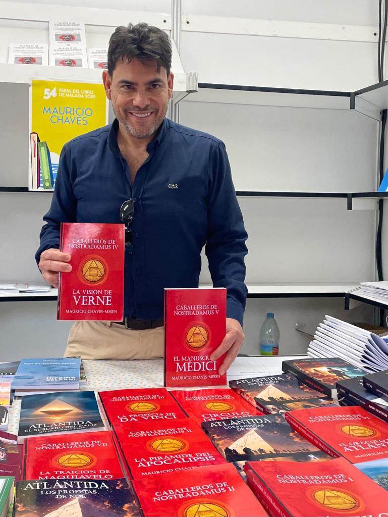 Mauricio Chaves Mesén en la Feria del Libro de Málaga